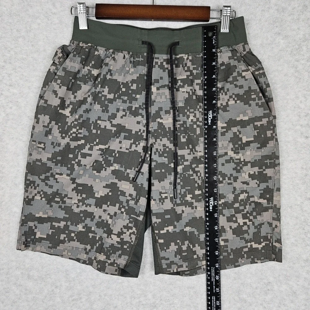 Lululemon T.H.E. Short Men's Small Athletic Lined Digital Gym Camouflage Updated